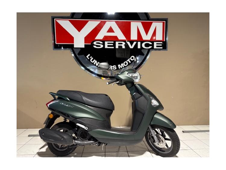 YAMAHA D'ELIGHT