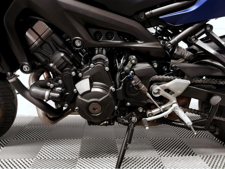 YAMAHA TRACER 900