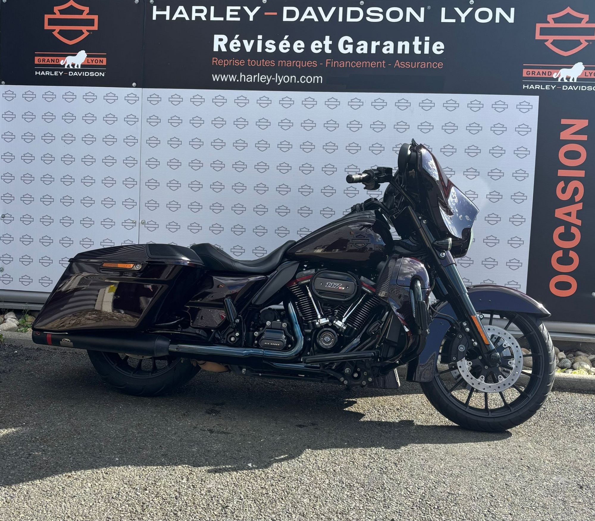 HARLEY-DAVIDSON TOURING STREET GLIDE 1923 CVO 