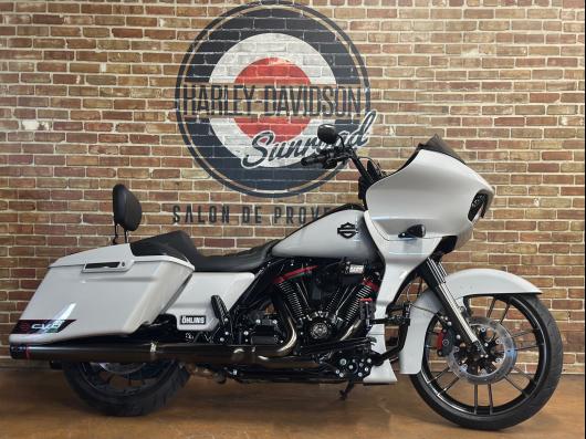 HARLEY-DAVIDSON TOURING ROAD GLIDE 1923 CVO