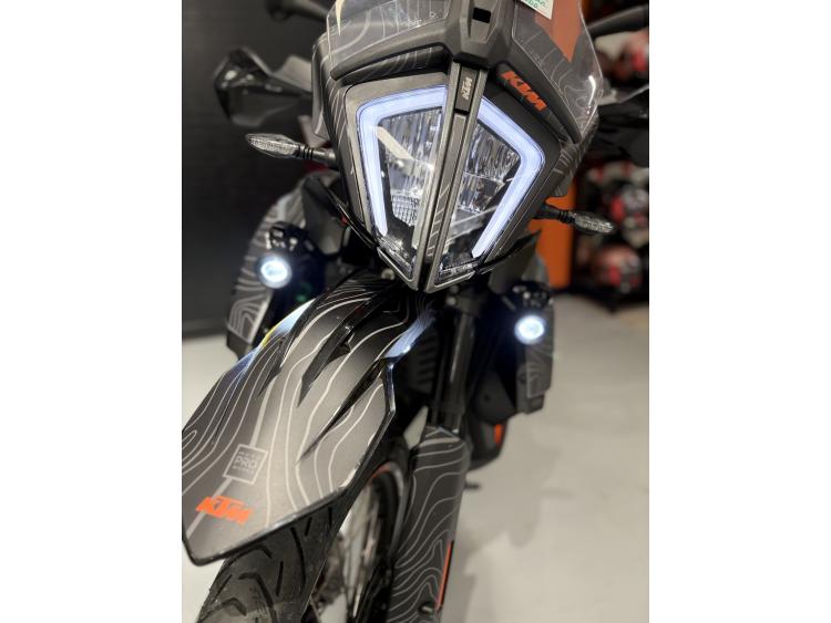 KTM 890 ADVENTURE