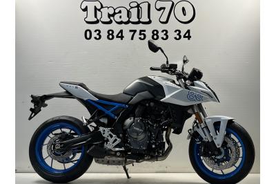 SUZUKI GSX-8S