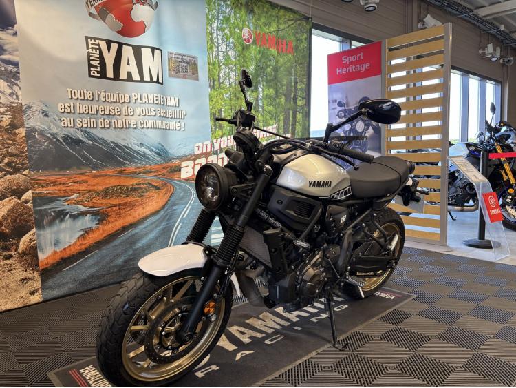 YAMAHA XSR 700 LEGACY GARANTIE 1AN 