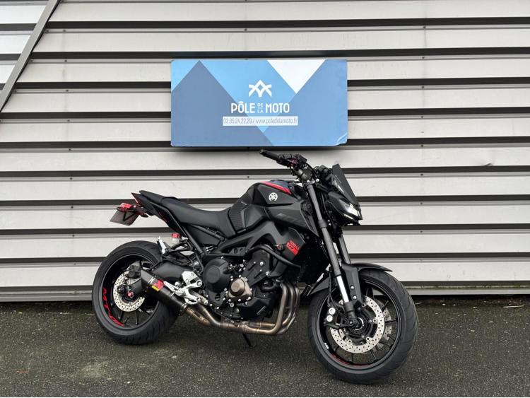 YAMAHA MT-09