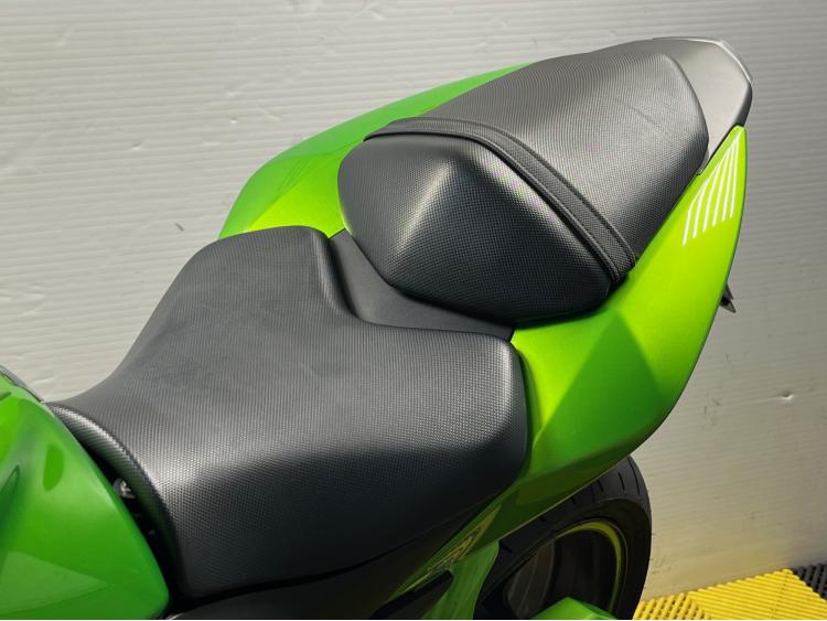 KAWASAKI Z-750 ABS  MY12