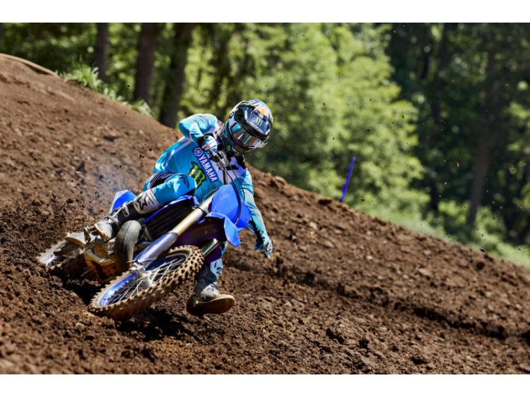 YAMAHA YZ250