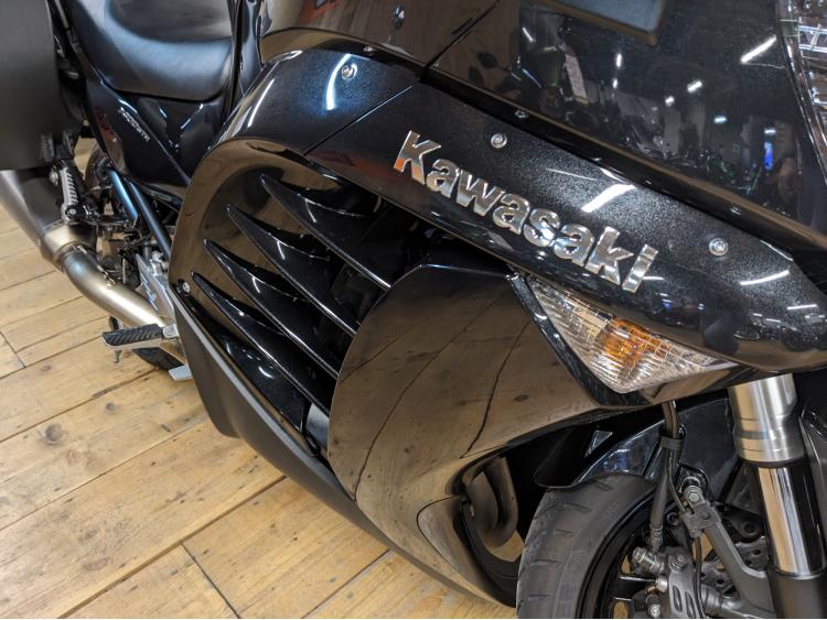 KAWASAKI GTR 1400 19000 KMS
