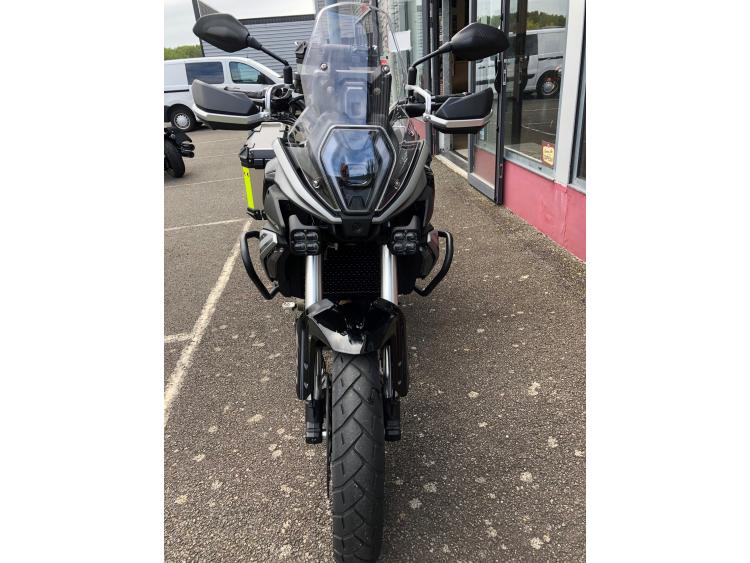 QJ MOTOR SRT 600 SX TOURING