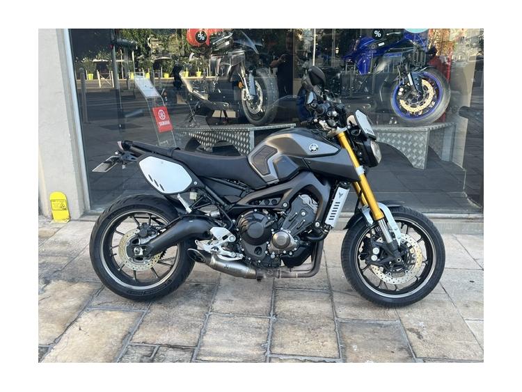 YAMAHA MT-09 SPORT TRACKER