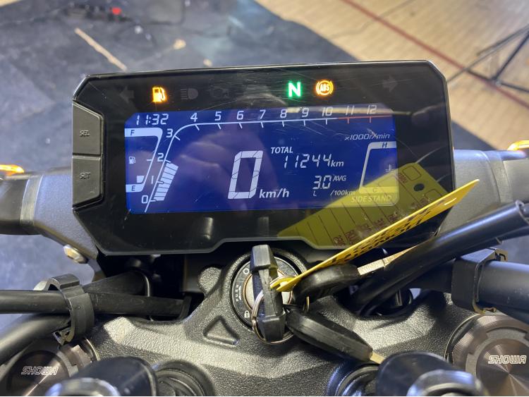 HONDA CB 300 R / CBF 300 R