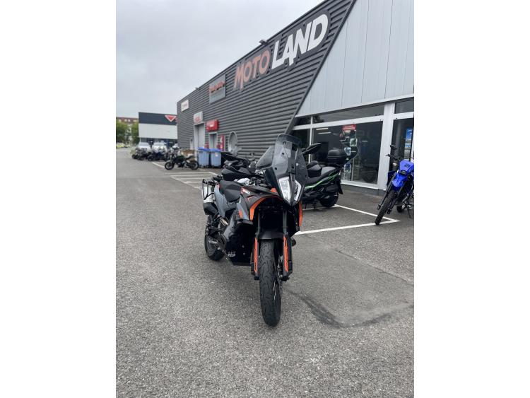 KTM 890 ADVENTURE