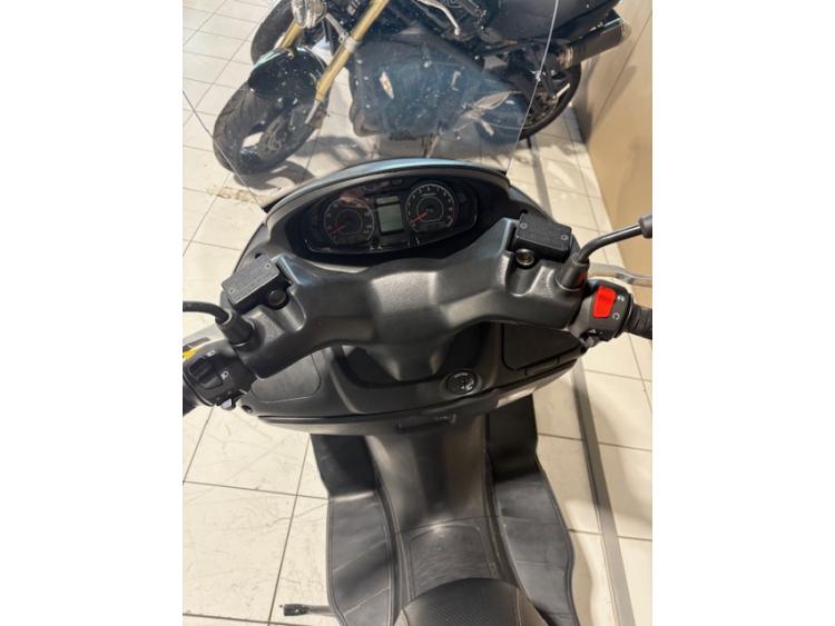 SUZUKI BURGMAN 125