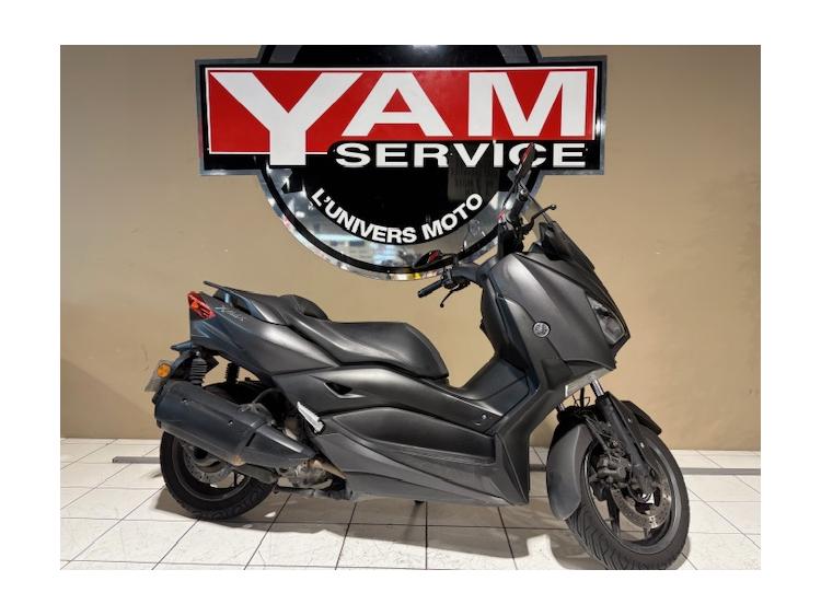 YAMAHA XMAX 300