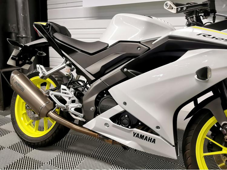 YAMAHA YZF-R 125 R125 - ABS - 1ERE MAIN