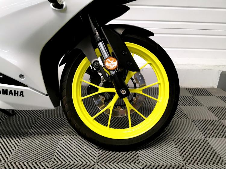 YAMAHA YZF-R 125 R125 - ABS - 1ERE MAIN