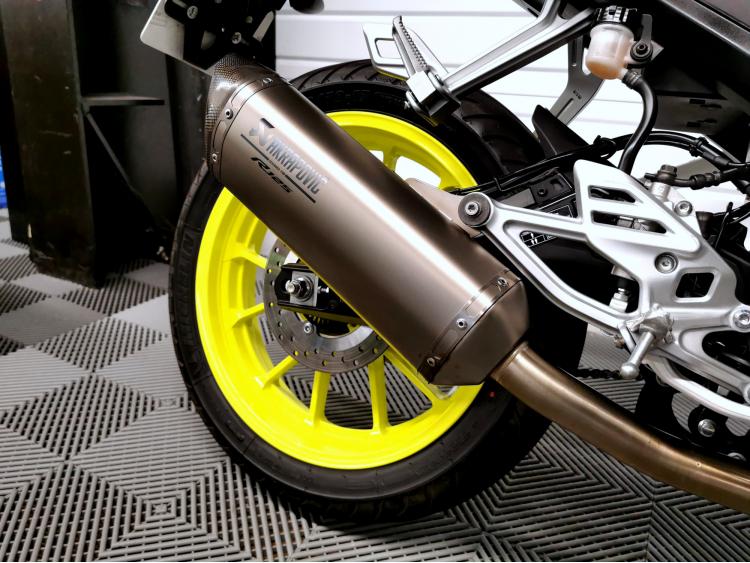 YAMAHA YZF-R 125 R125 - ABS - 1ERE MAIN