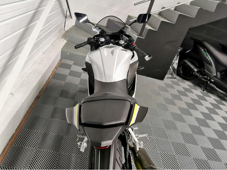 YAMAHA YZF-R 125 R125 - ABS - 1ERE MAIN