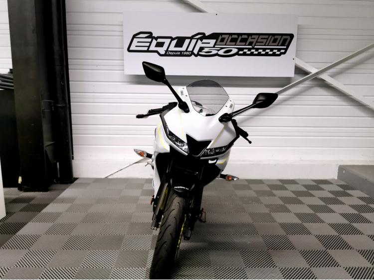YAMAHA YZF-R 125 R125 - ABS - 1ERE MAIN