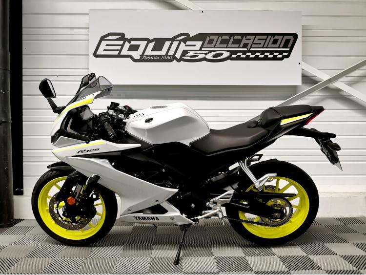 YAMAHA YZF-R 125 R125 - ABS - 1ERE MAIN