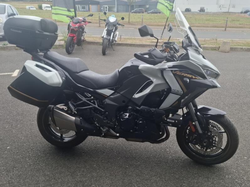 KAWASAKI VERSYS 1100 SE GRAND TOURER