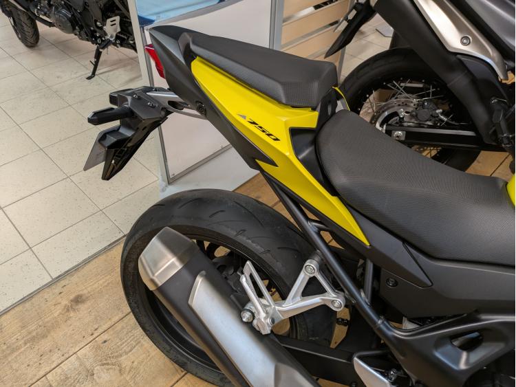HONDA CB 750 HORNET