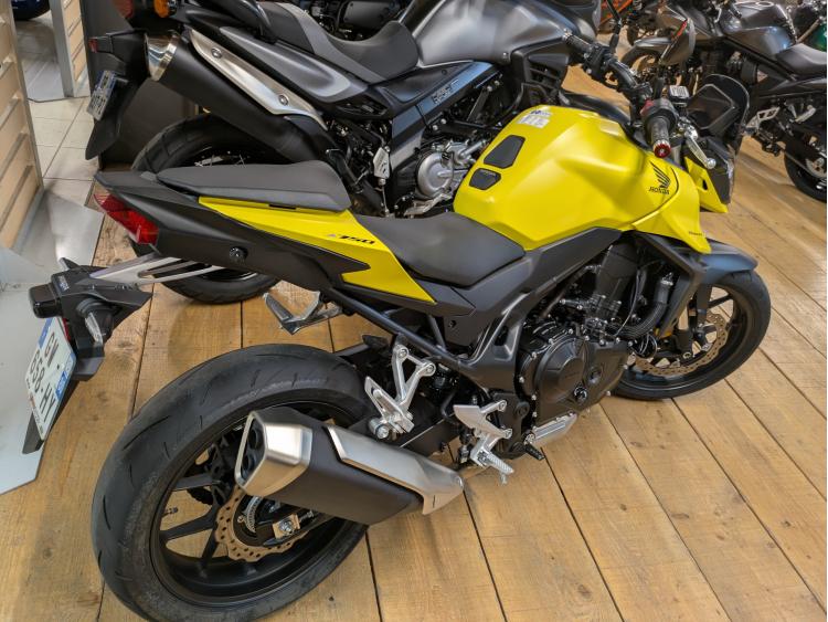 HONDA CB 750 HORNET