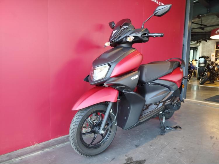 YAMAHA RayZR 125
