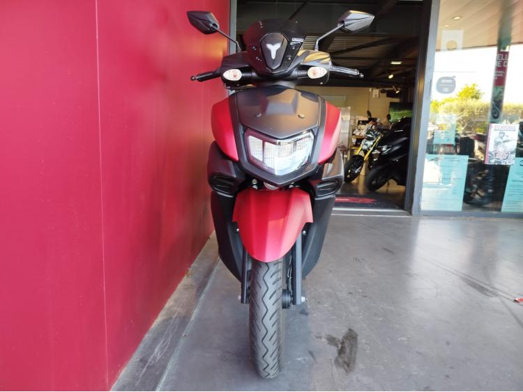 YAMAHA RayZR 125