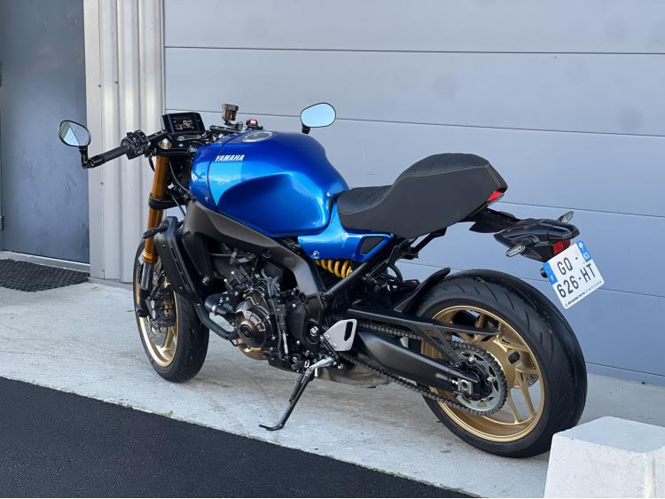 YAMAHA XSR 900