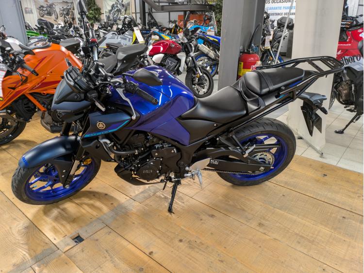 YAMAHA MT-03