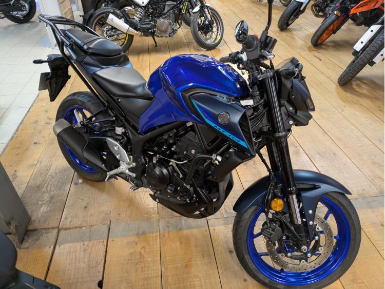 YAMAHA MT-03