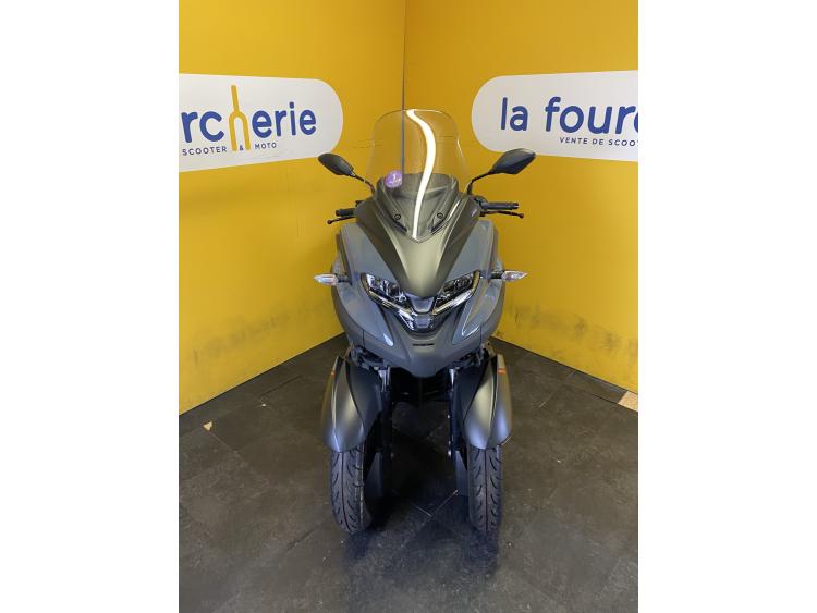 YAMAHA TRICITY 300