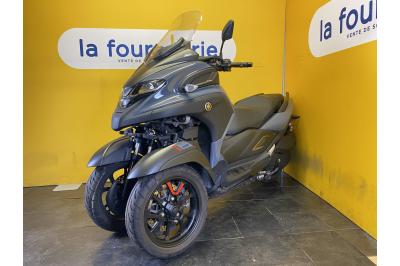 YAMAHA TRICITY 300