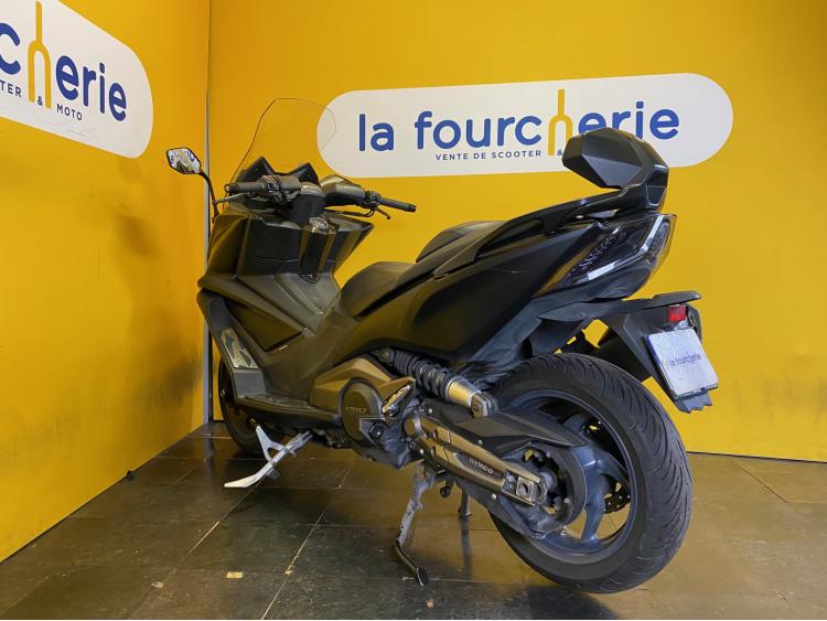 KYMCO AK 550