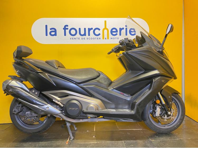 KYMCO AK 550