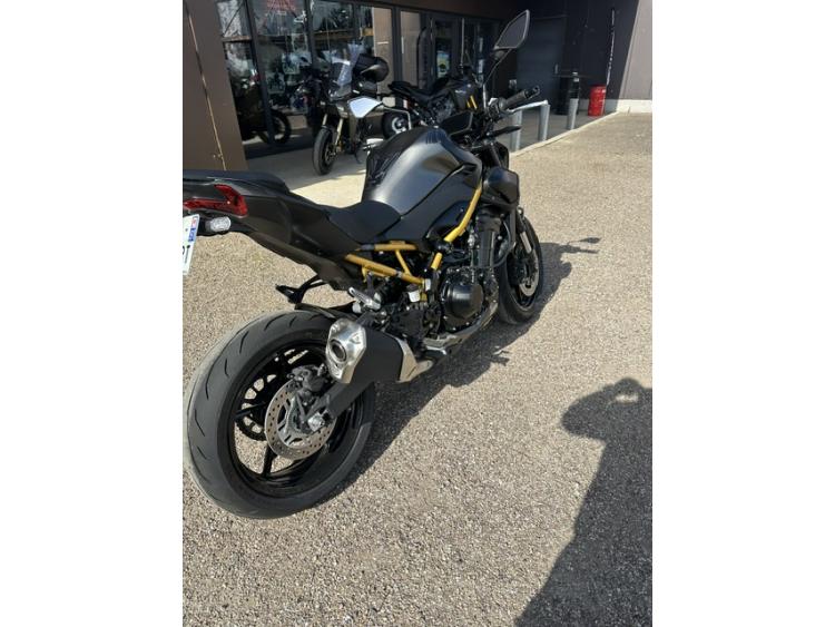 KAWASAKI Z 900