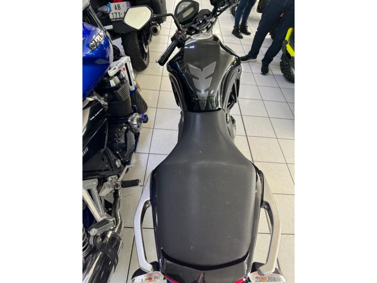 KAWASAKI ER-6