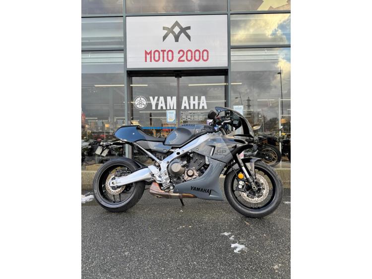 YAMAHA XSR 900 GP