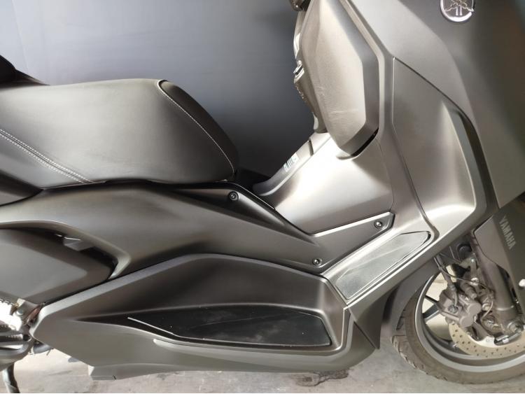 YAMAHA XMAX 125