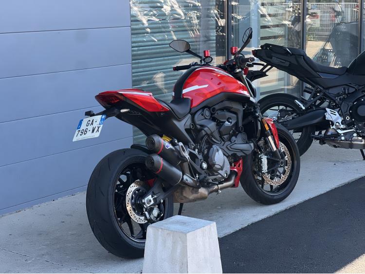 DUCATI MONSTER 937 +