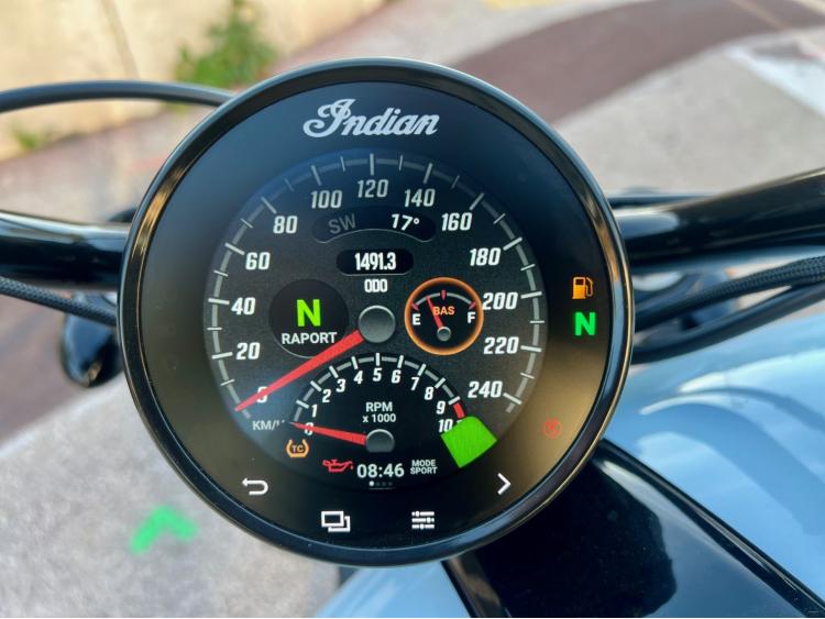 INDIAN SCOUT BOBBER 1250