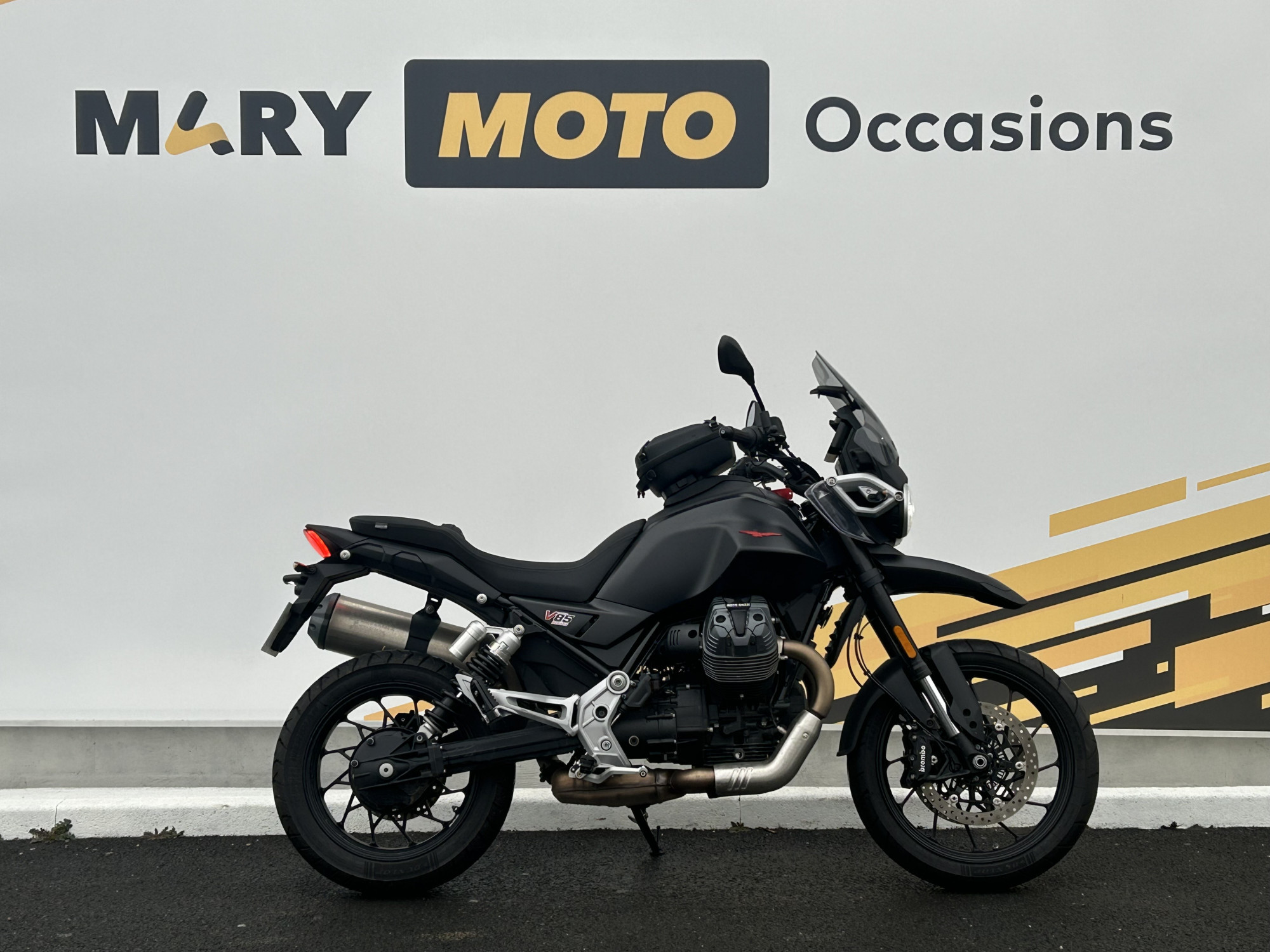 MOTO GUZZI V85 TT STRADA