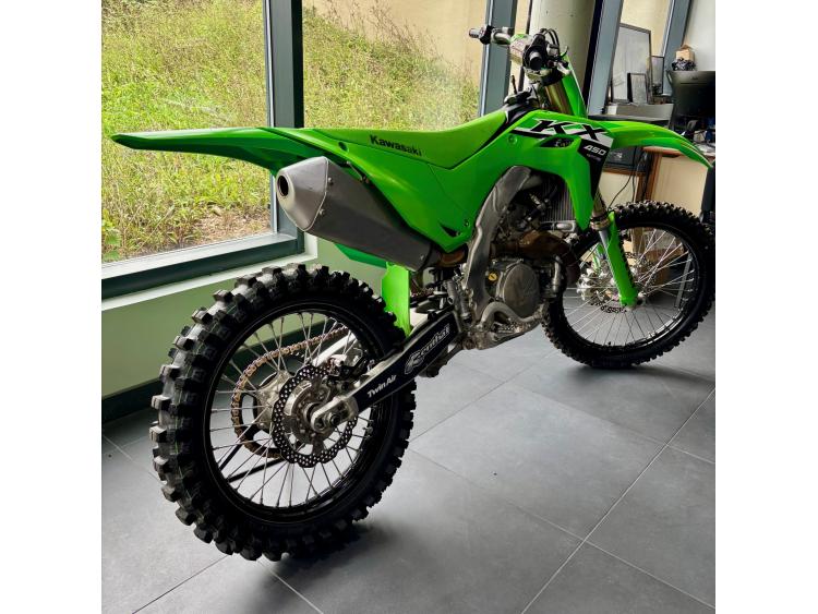 KAWASAKI KX 450