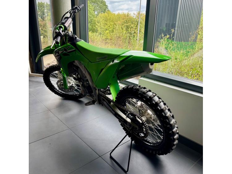 KAWASAKI KX 450