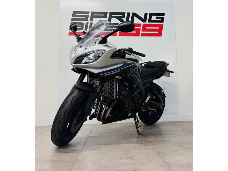 YAMAHA FZ8