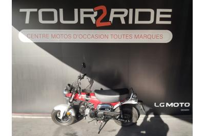 HONDA DAX ST