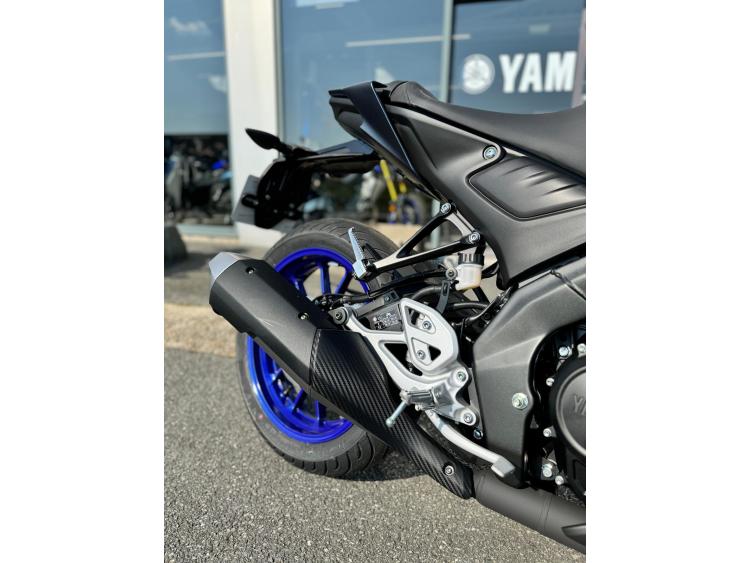 YAMAHA MT-125