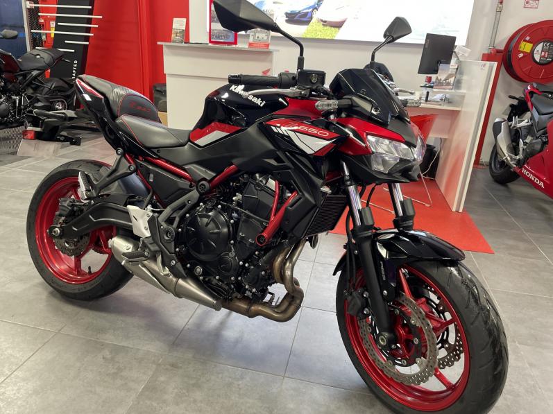 KAWASAKI Z 650 (47.5CV) PERMIS A2