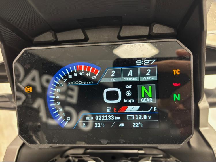 SUZUKI V-STROM 1050