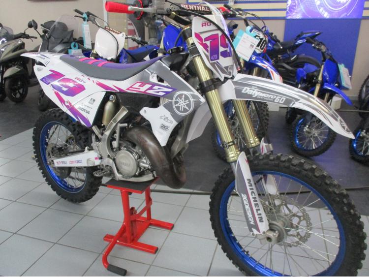 YAMAHA YZ 125